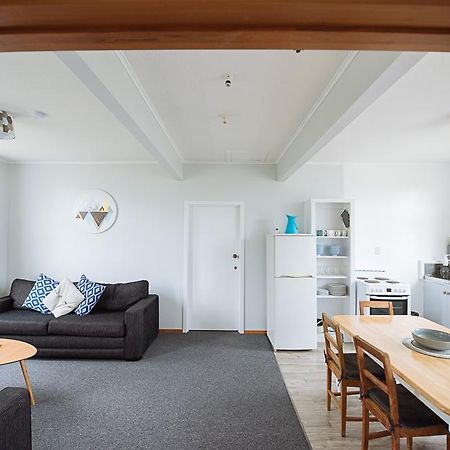 Kowhai Flat Pounawea Extérieur photo